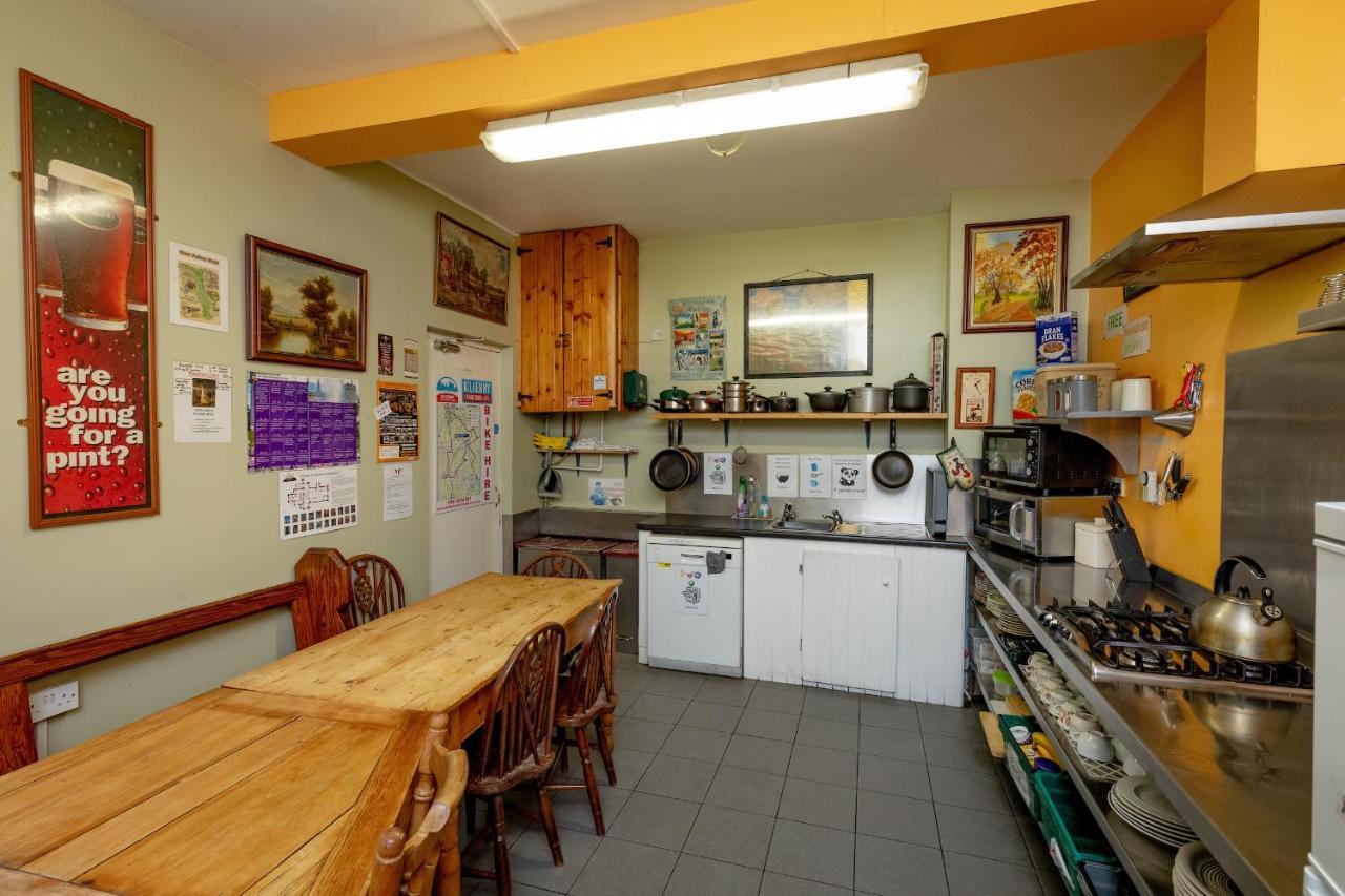 Macgabhainns Backpackers Hostel 基尔根尼 外观 照片